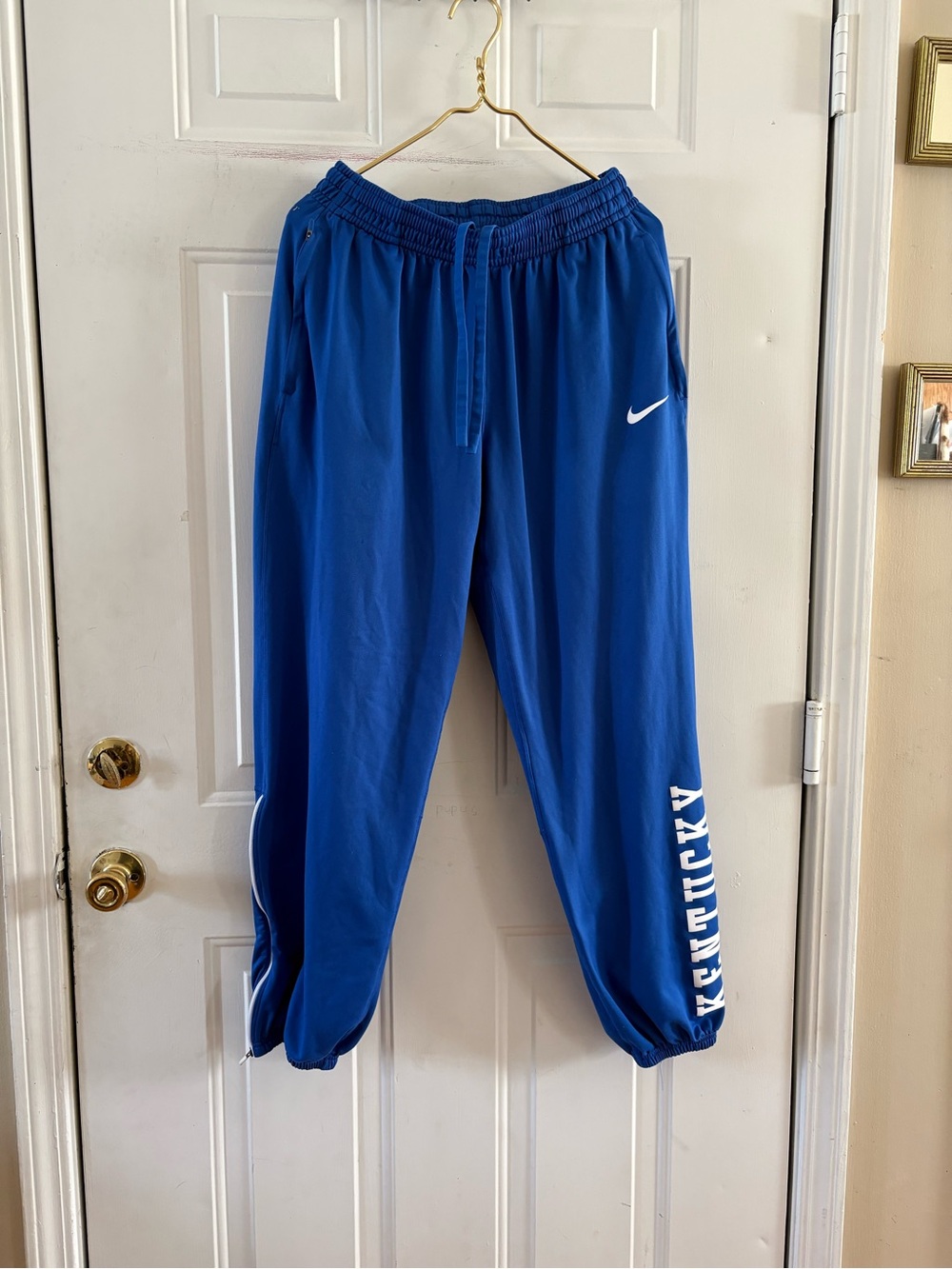 Nike Royal Blue Mens Jogger Sweatpants with White Kentucky Logo. L